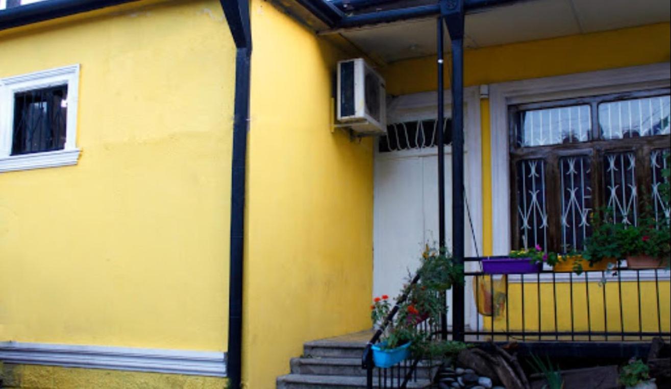 Colors Hostel Тбилиси Экстерьер фото