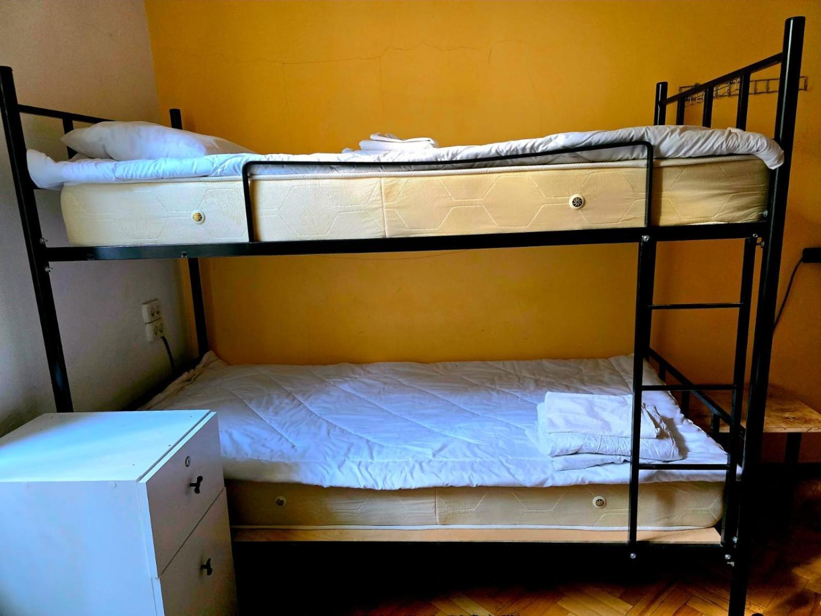 Colors Hostel Тбилиси Экстерьер фото