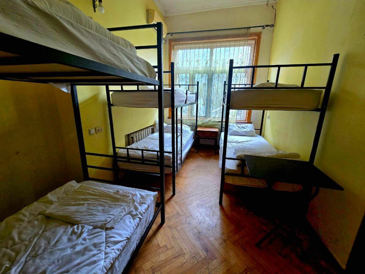 Colors Hostel Тбилиси Экстерьер фото
