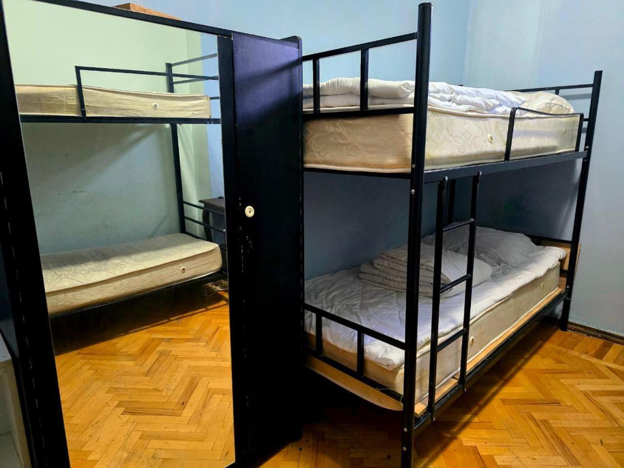 Colors Hostel Тбилиси Экстерьер фото