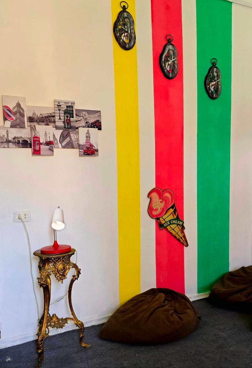 Colors Hostel Тбилиси Экстерьер фото