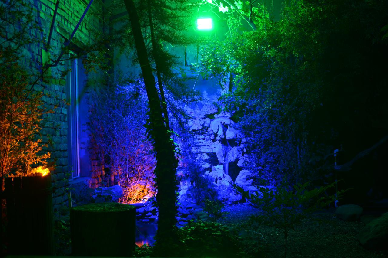 Colors Hostel Тбилиси Экстерьер фото