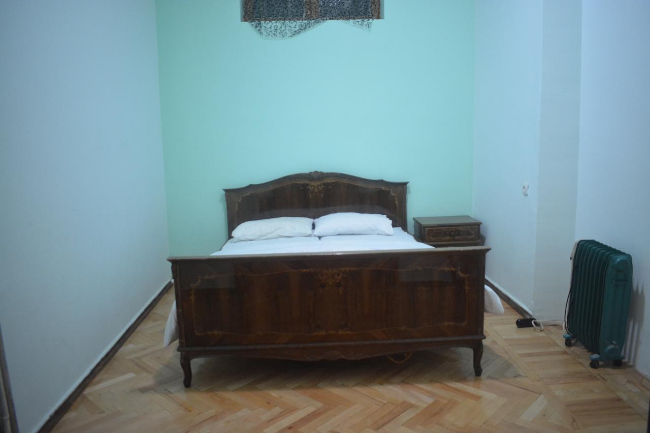 Colors Hostel Тбилиси Экстерьер фото