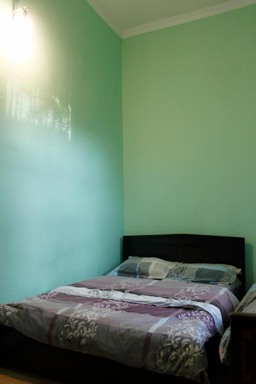 Colors Hostel Тбилиси Экстерьер фото