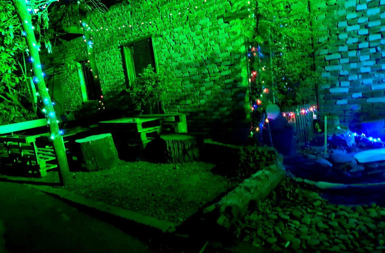 Colors Hostel Тбилиси Экстерьер фото