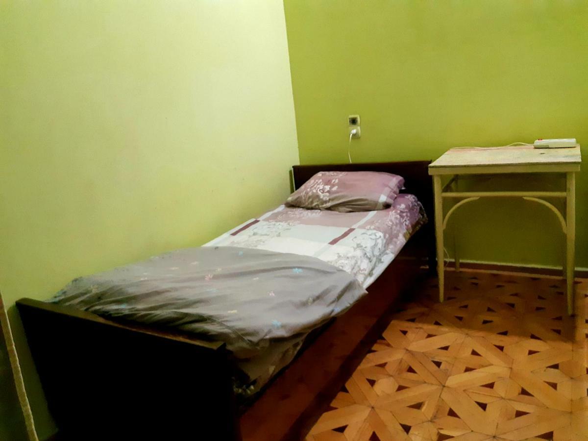 Colors Hostel Тбилиси Экстерьер фото